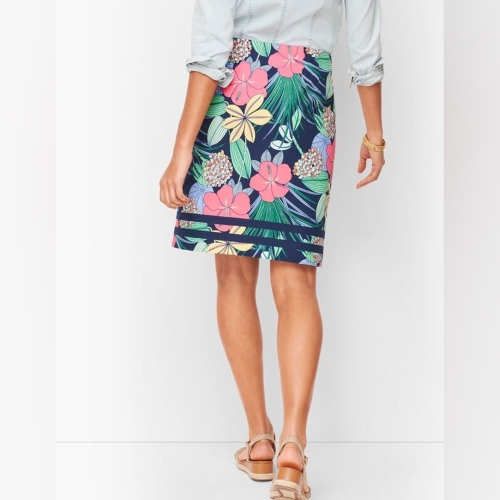 TALBOTS COTTON CANVAS A-LINE SKIRT - HIBISCUS PRINT - Picture 2 of 5